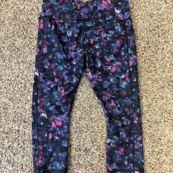 Avia Compression Capris - Women's Size L (12/14) - Preowned - 1922 - Picture 3 of 3